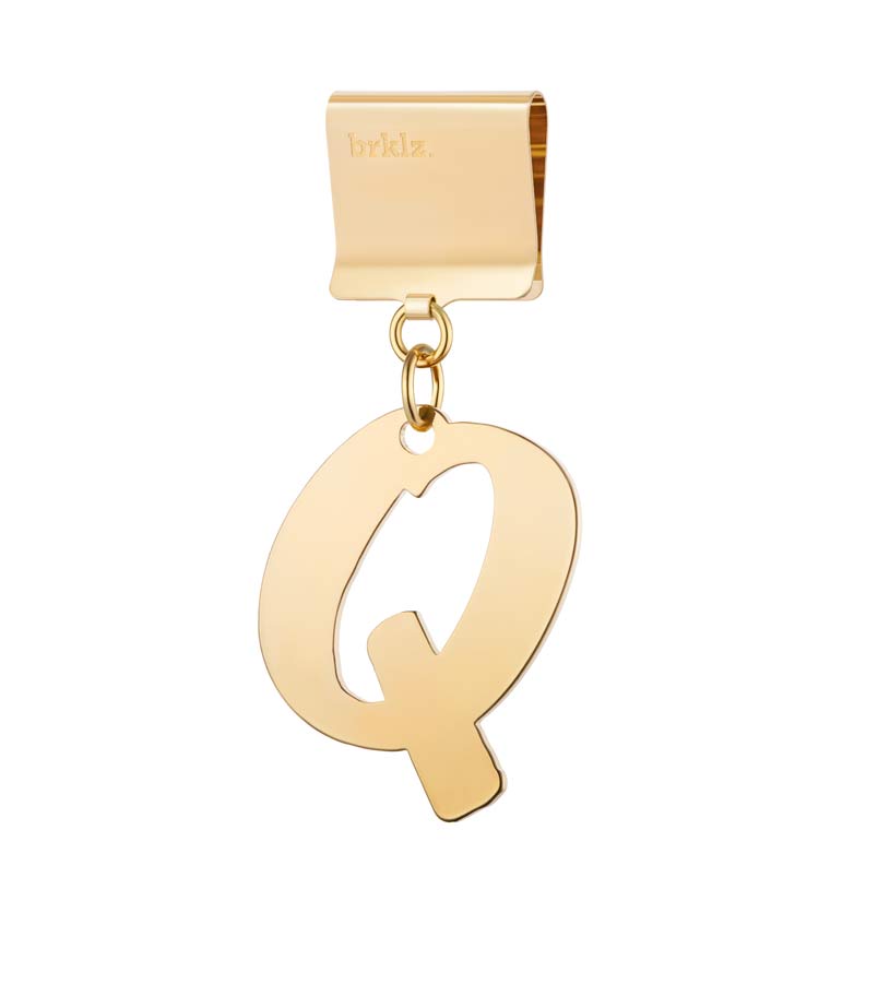 Metal Love-Letter Q