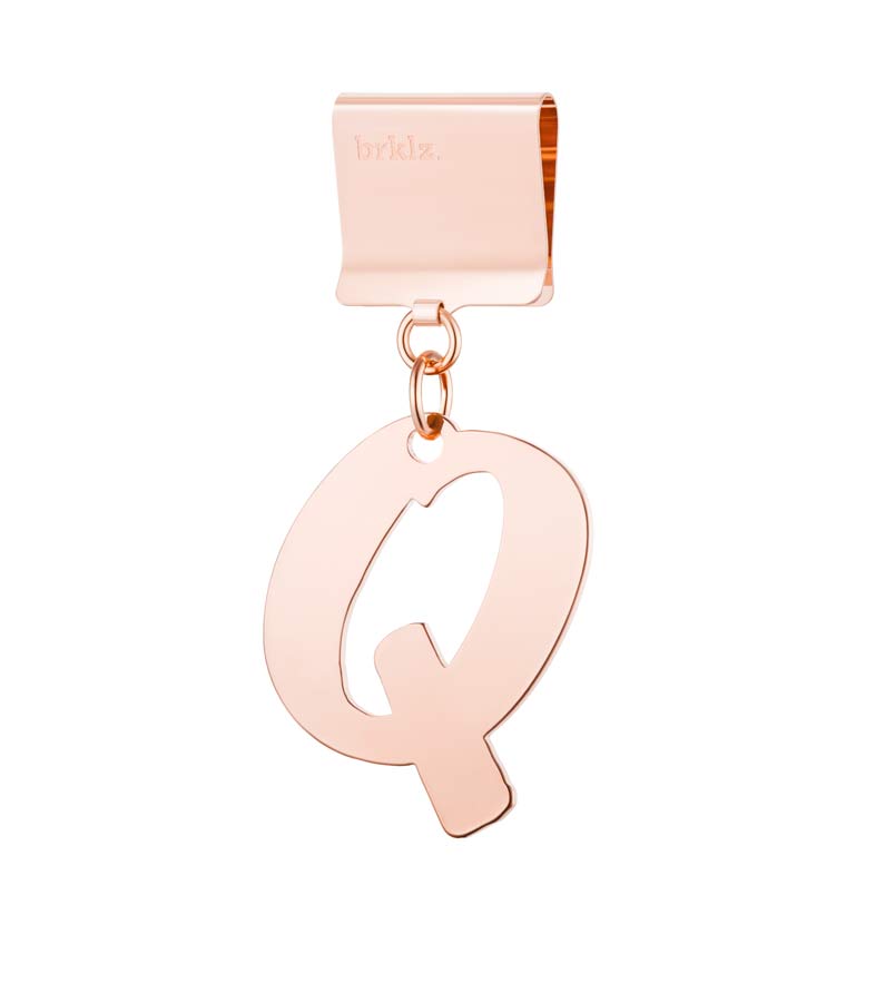 Metal Love-Letter Q